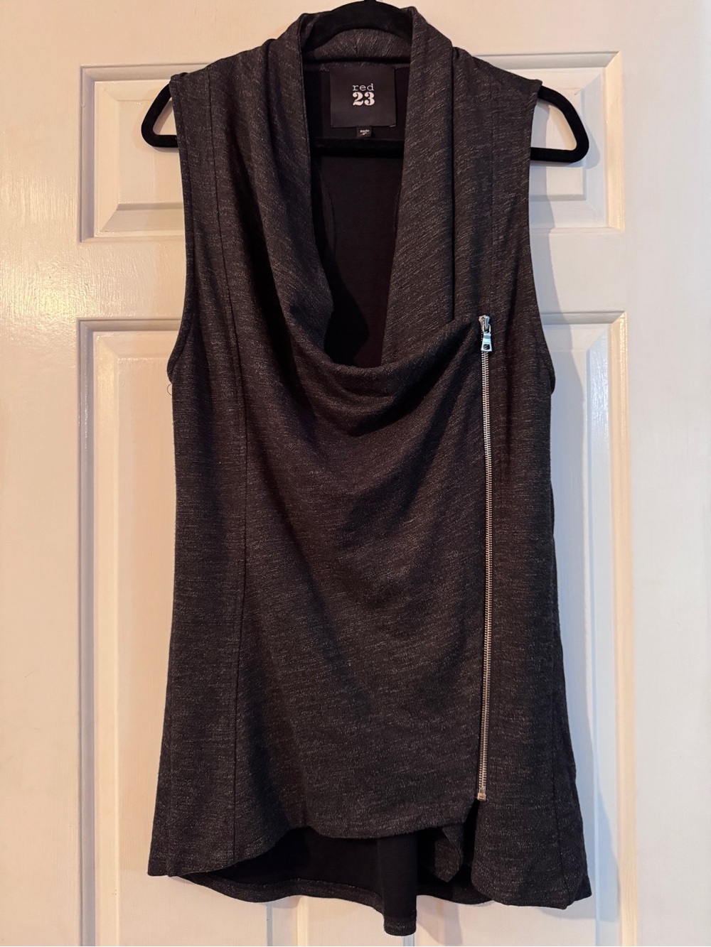Red 23 Asymmetrical Zip Vest Heather Grey Size Small EUC